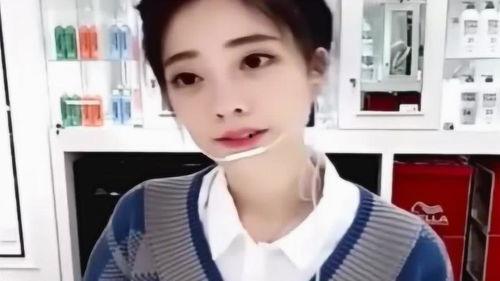 网红唱歌直播,歌声传遍网络世界